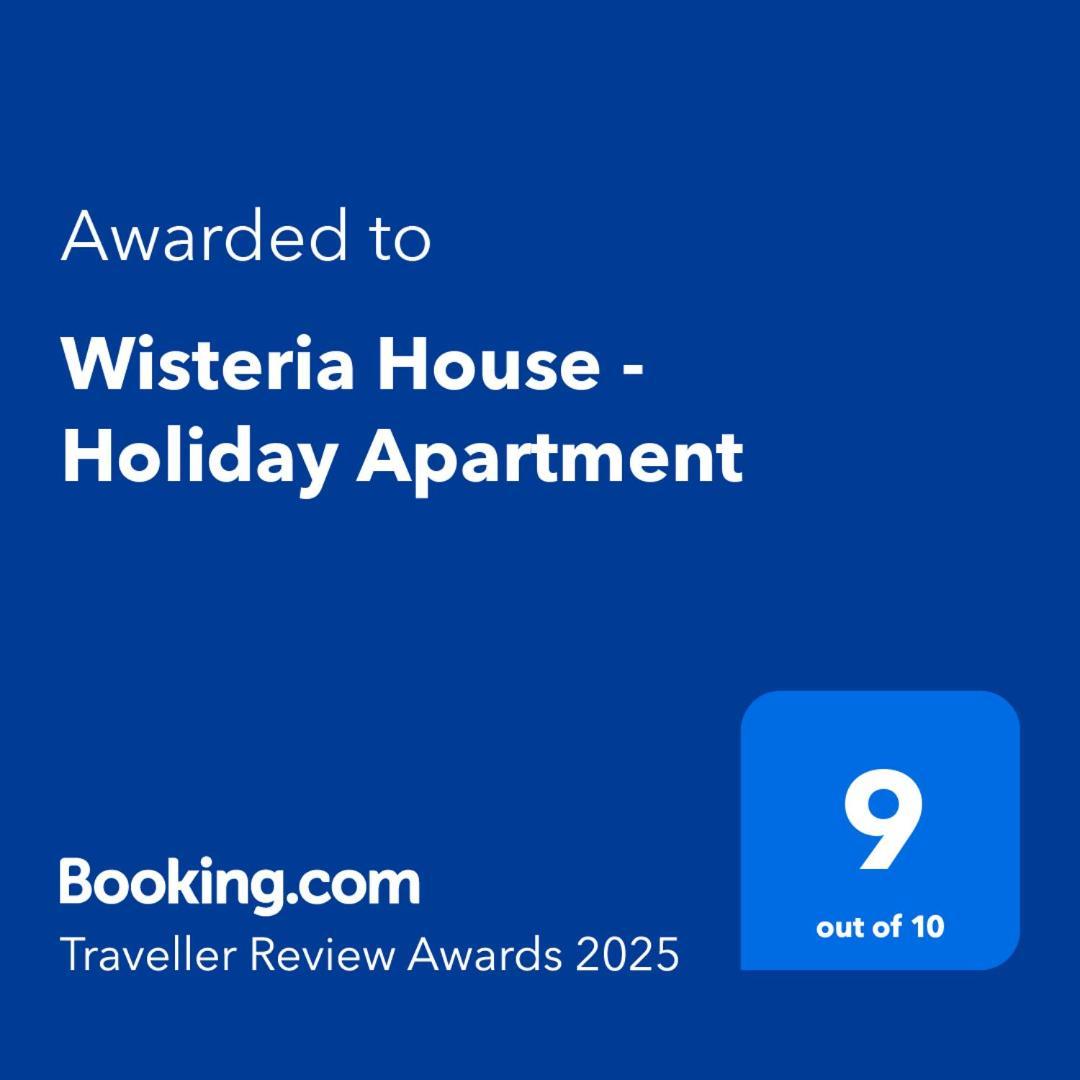 Wisteria House - Holiday Apartment Cadenazzo ภายนอก รูปภาพ
